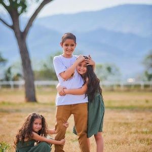 Meet your Posher, Rony